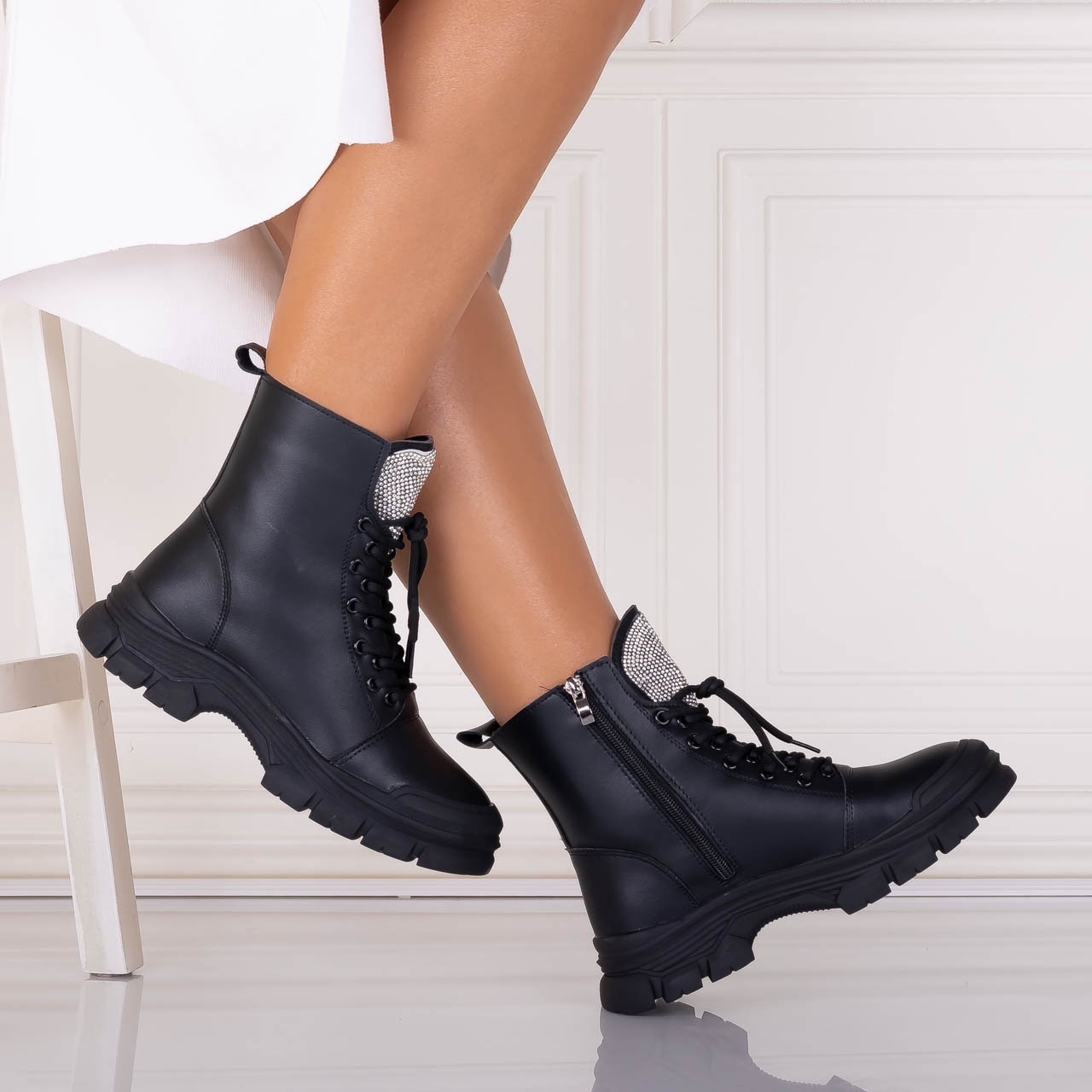 Ghete Dama Imblanite Negre din Piele Ecologica Kendia - 3 | YEO