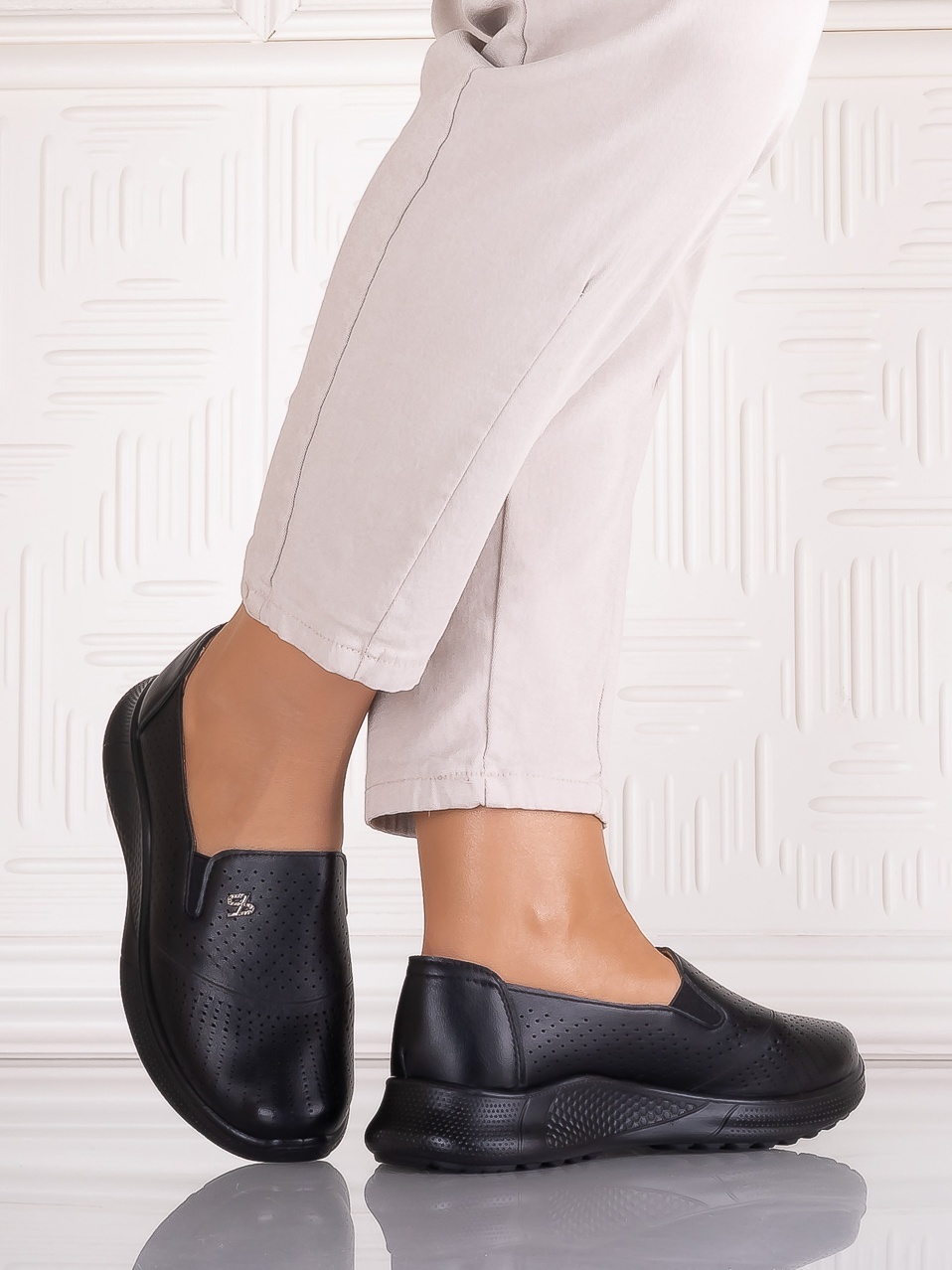 Pantofi casual Negrii dama din Piele Ecologica Aurasta - imagine 5