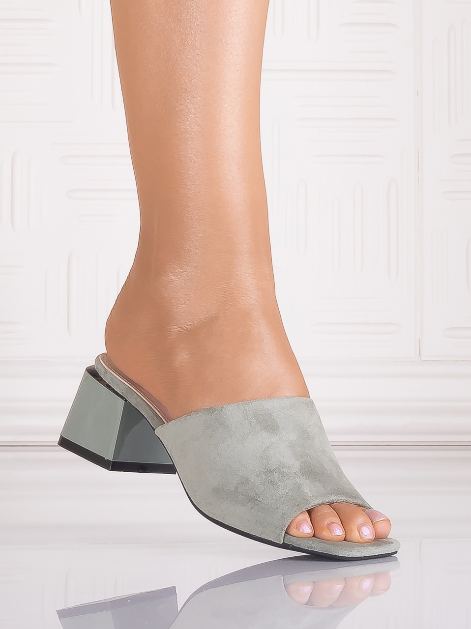 Aceasta este imaginea corespunzatoare acestui obiect