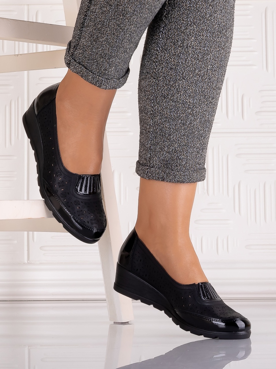 Pantofi dama Negrii din Piele Ecologica Masonia - imagine 4