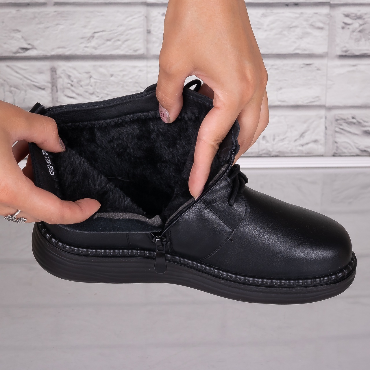 Ghete Dama Imblanite Negre din Piele Ecologica Metina - 2 | YEO