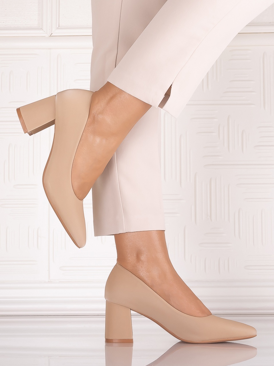 Pantofi dama cu toc Bej din Piele Ecologica Satinata Arriba - imagine 5