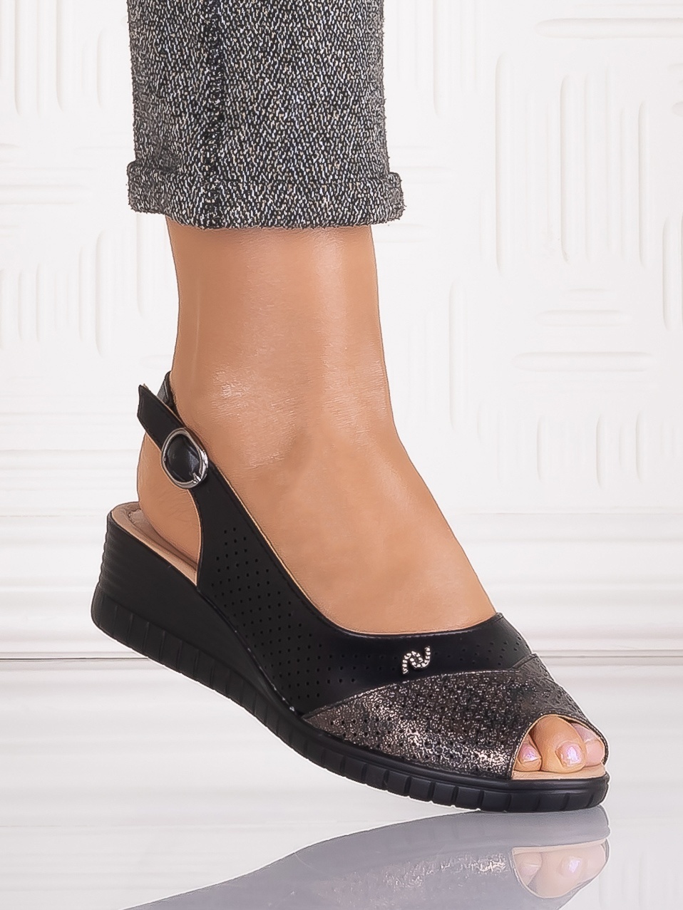 Sandale casual Negre dama din Piele Ecologica Auura - imagine 3