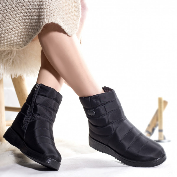 Αδιάβροχες γυναικείες μπότες μαύρη Ασία