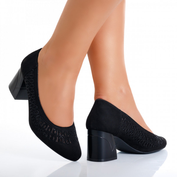 Γυναικεία μαύρα δερμάτινα παπούτσια με τακούνι από γνήσιο δέρμα Digna
