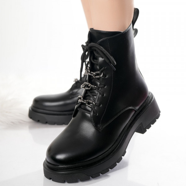 Kanota Γυναικείες μπότες με μαύρη σόλα από Eco Leather