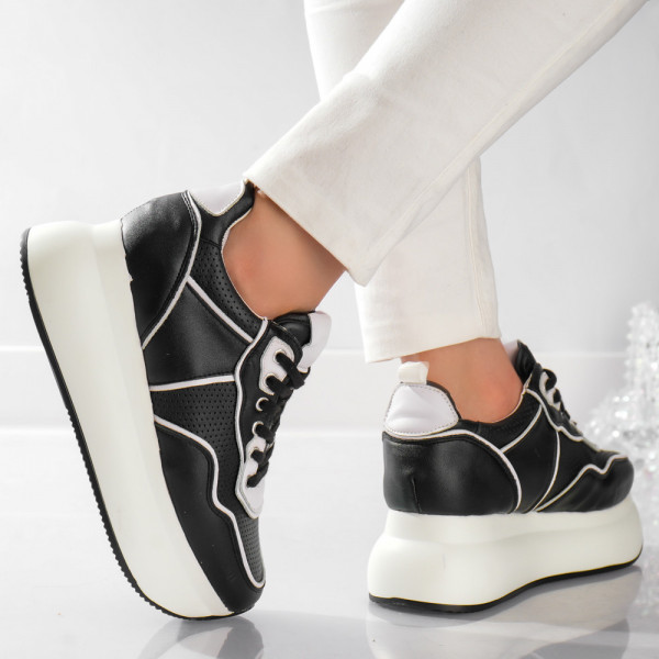 Μαύρα γυναικεία sneakers από οργανικό δέρμα Avatra