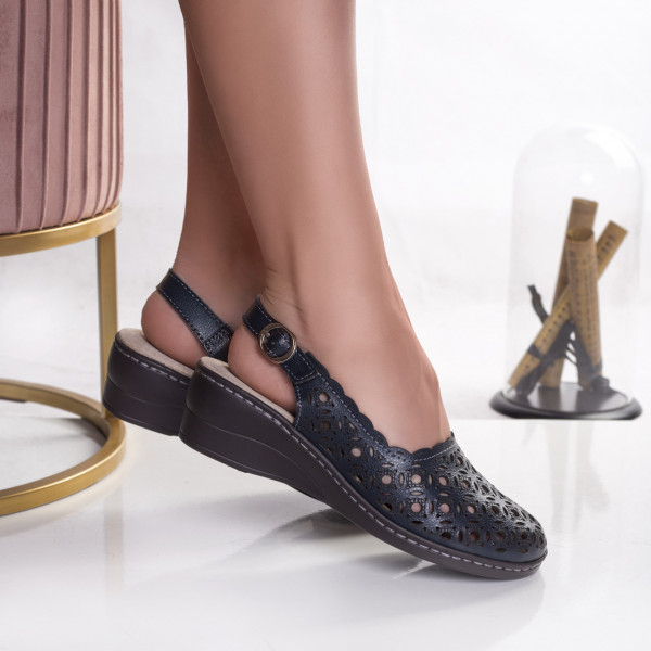 Дамски ежедневни тъмносини обувки от естествена кожа oijop
