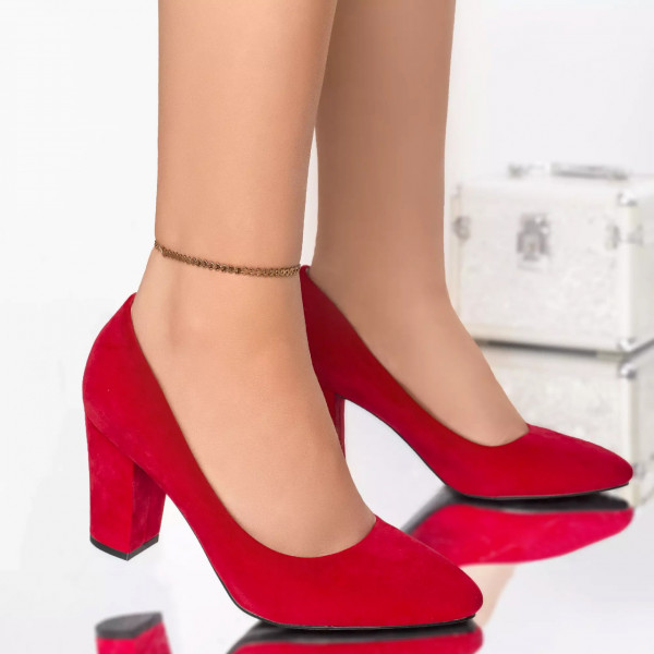 Червени кадифени обувки на ток Elizabeth