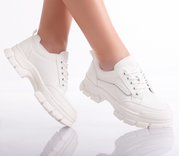 Esle Дамски ежедневни обувки от бяла еко кожа