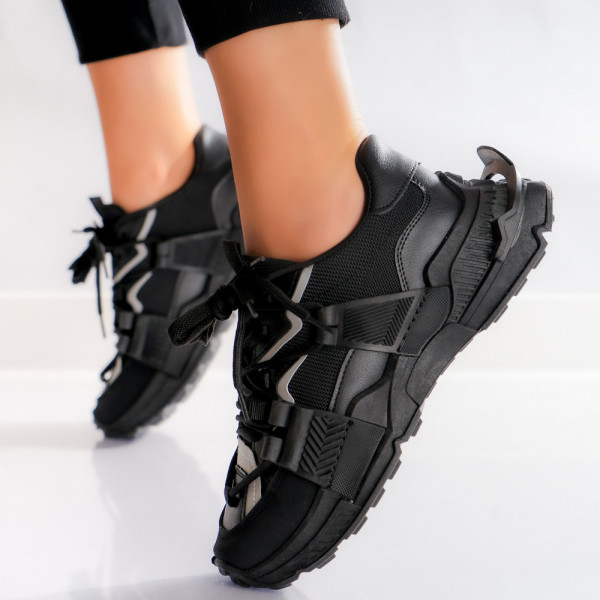 Γυναικεία μαύρα sneakers από την Textil Yuvan