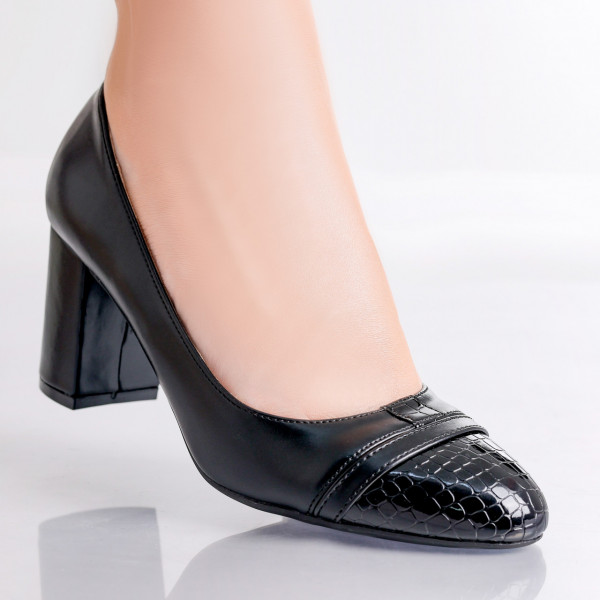 Acosta Дамски черни обувки с ток от екологична кожа
