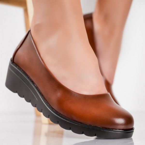 Asira Дамски кафяви ежедневни обувки от еко кожа