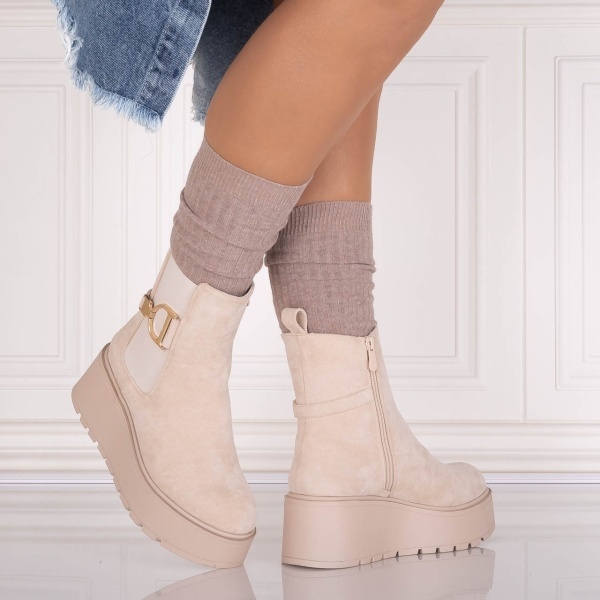 Ghete dama Bej din Piele Ecologica Intoarsa Anirta