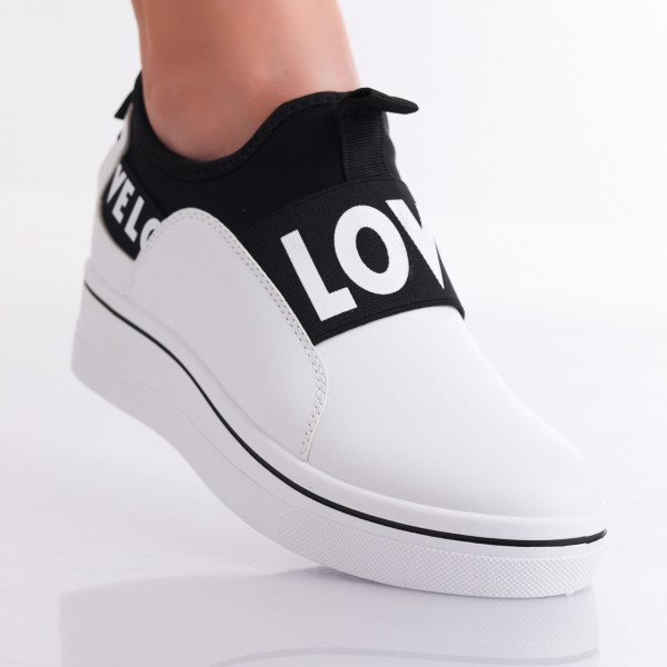 Marla Γυναικεία αθλητικά παπούτσια με πλατφόρμα από λευκό eco-leather