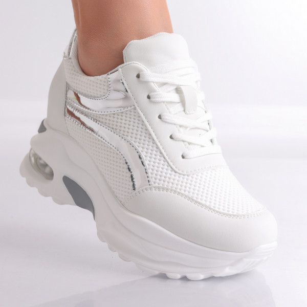 Γυναικεία πάνινα παπούτσια με πλατφόρμα Λευκό σε Darlin Textile
