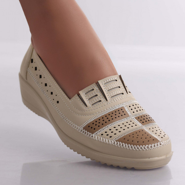 Belen Дамски бежови ежедневни обувки от еко кожа