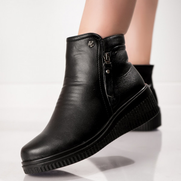Titiana Μαύρες γυναικείες μπότες από οργανικό δέρμα