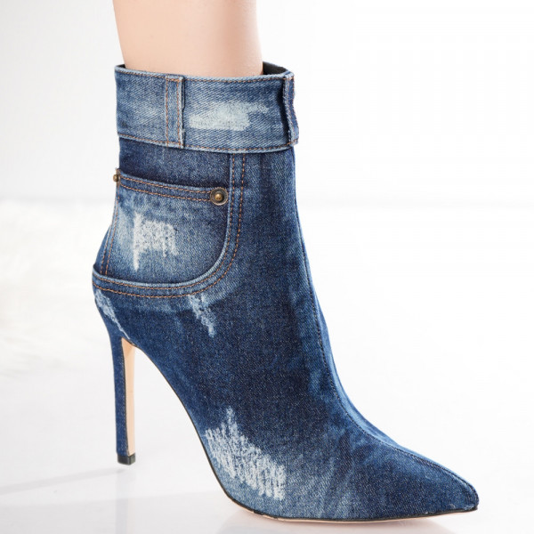 Γυναικείες μπλε μπότες από Carson Textile-Blug