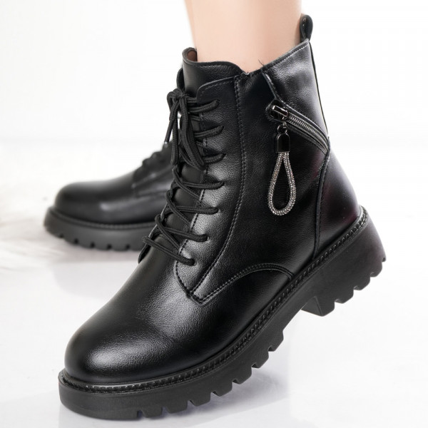 Γυναικείες μπότες με μαύρη σόλα από οργανικό δέρμα Gavin