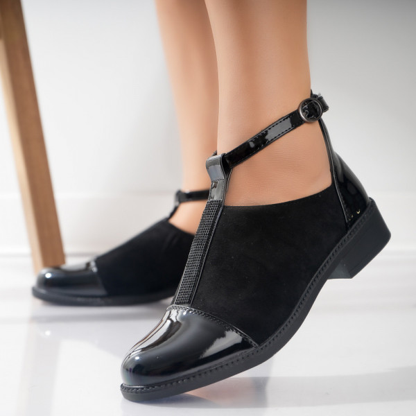 Дамски ежедневни обувки Black Eco Leather Turned Nava