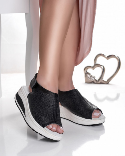 дамски сандали от естествена кожа в черно tobia
