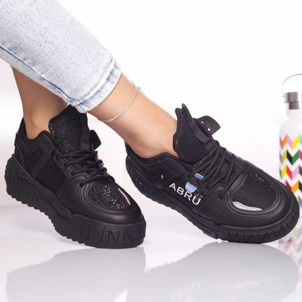 Спортни обувки Zeina от черна кожа