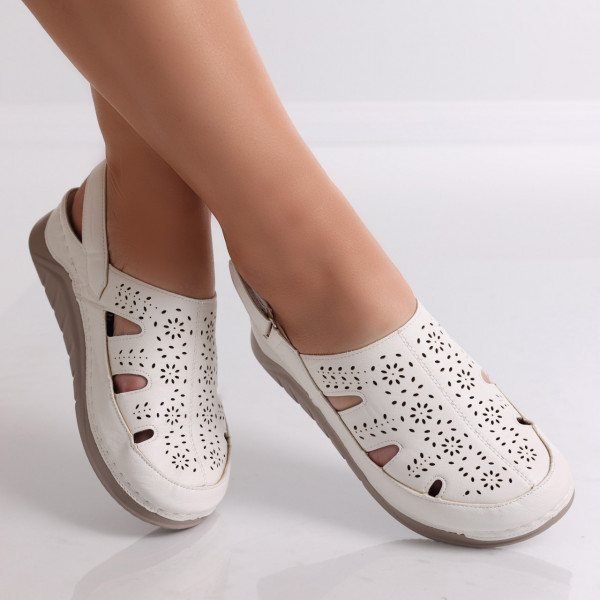 Cadida Дамски ежедневни бели обувки от еко кожа