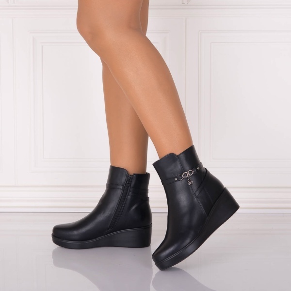 Ghete Dama Imblanite Negre din Piele Ecologica Asida