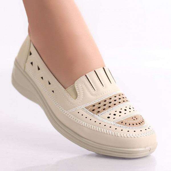 Дамски ежедневни обувки Dameo от бежова еко кожа