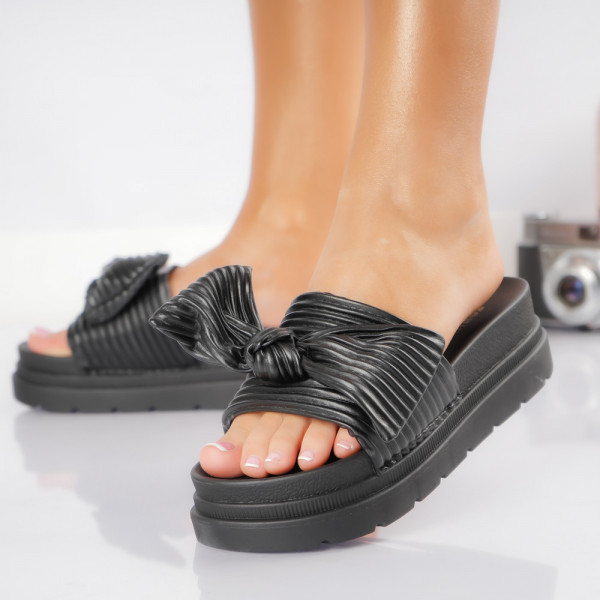 Papuci dama cu platforma negri din piele ecologica Tana