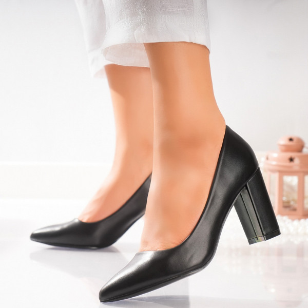 Mccarthy γυναικεία μαύρα οικολογικά δερμάτινα παπούτσια με τακούνι