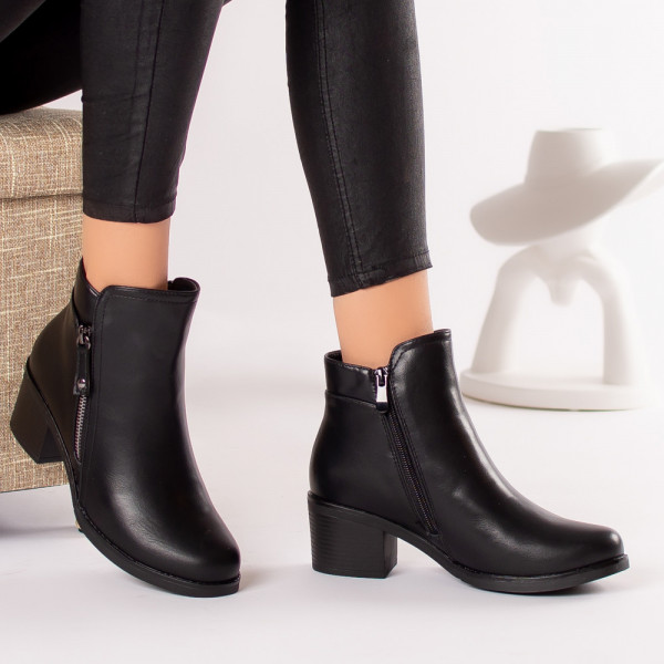 Γυναικείες μαύρες δερμάτινες μπότες Anias με επένδυση