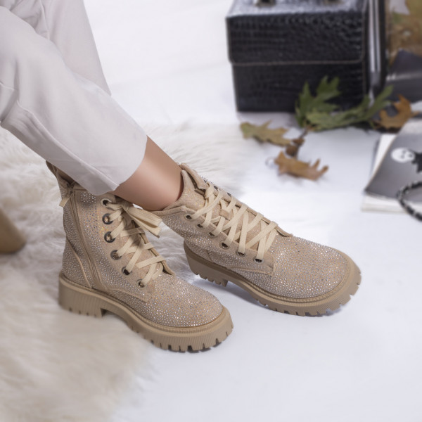 Γυναικείες μπότες eco δερμάτινες με επένδυση wahl μπεζ