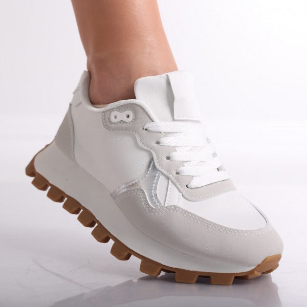 Λευκά γυναικεία αθλητικά παπούτσια από την Jovana Textile
