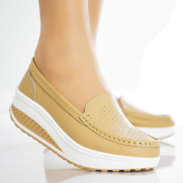 Дамски ежедневни обувки бежови от естествена кожа nancy