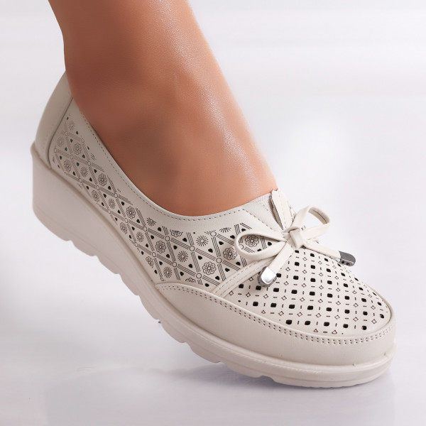 Дамски обувки Tania Beige от екологична кожа