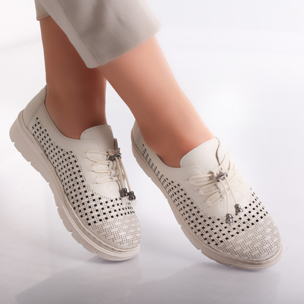 Julisa Дамски бежови ежедневни обувки от еко кожа