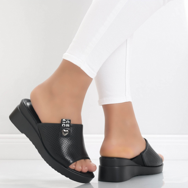 Papuci dama cu platforma Negre din Piele Ecologica Ramela