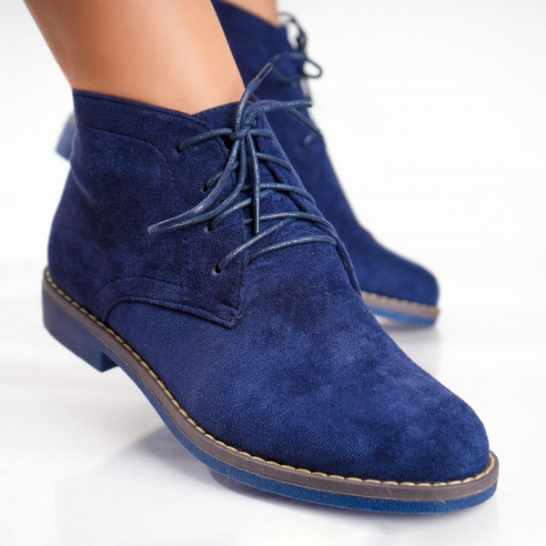 Γυναικείες μπλε μπότες από βιολογικό δέρμα Turned Rasina