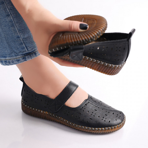 Дамски обувки за ежедневието Черни, изработени от органична кожа Loved