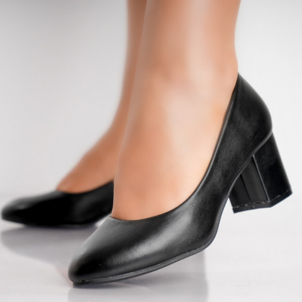 Дамски обувки с ток Черно Nenaz Екологична кожа