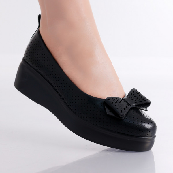 Pantofi Dama cu Platforma Negri din Piele Ecologica Yolina