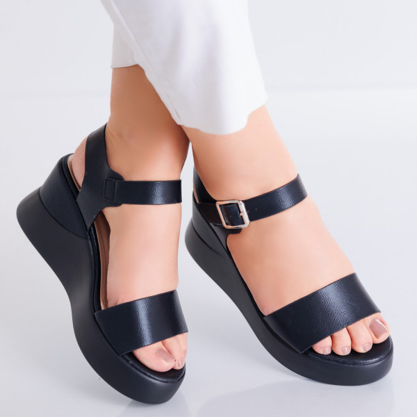Yarita Дамски сандали с платформа Black Eco Leather
