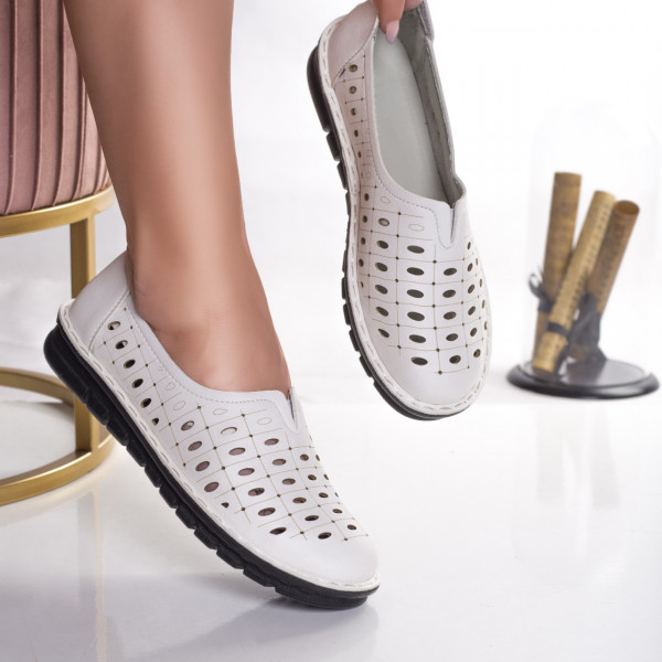 Дамски ежедневни обувки от бяла кожа ploio
