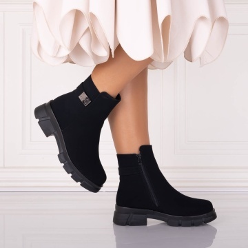 Ghete Dama Imblanite Negre din Piele Ecologica Intoarsa Morina