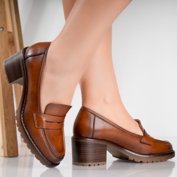 Γυναικεία παπούτσια με καφέ τακούνι από Molado Ecological Leather - Img 3
