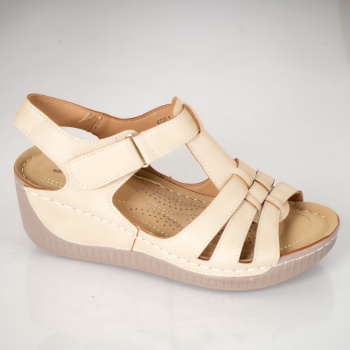 Agrata γυναικεία σανδάλια πλατφόρμα σε μπεζ eco-leather - Img 4
