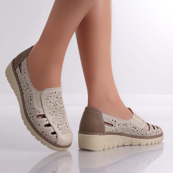 Γυναικεία casual μπεζ παπούτσια από Nelea Ecological Leather - Img 3