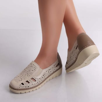Γυναικεία casual μπεζ παπούτσια από Nelea Ecological Leather - Img 4